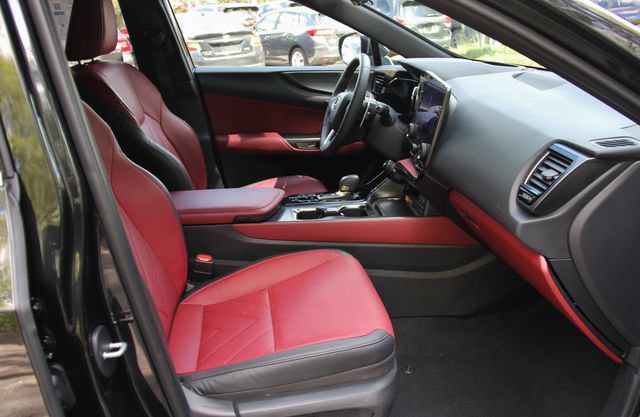 Used 2025 Lexus NX 350h AWD w/ Rear Seat Package image 39