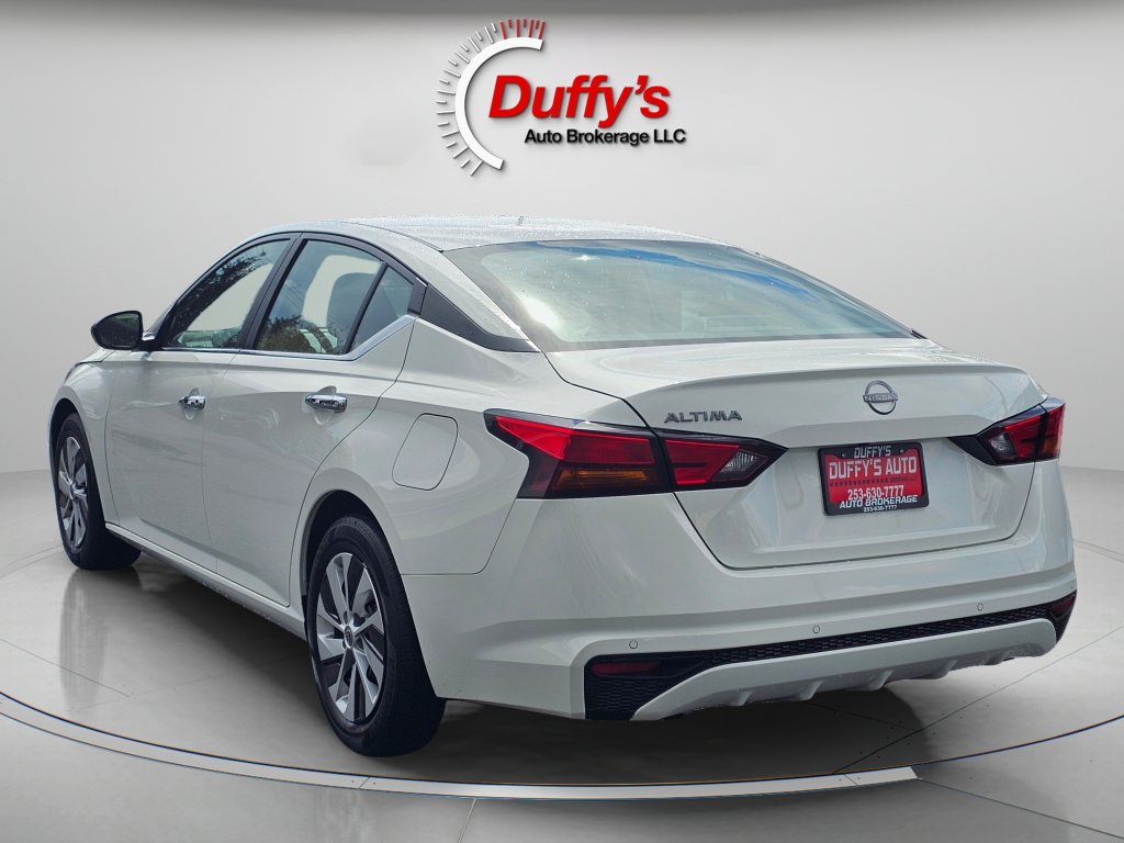 Used 2024 Nissan Altima 2.5 S FWD image 14