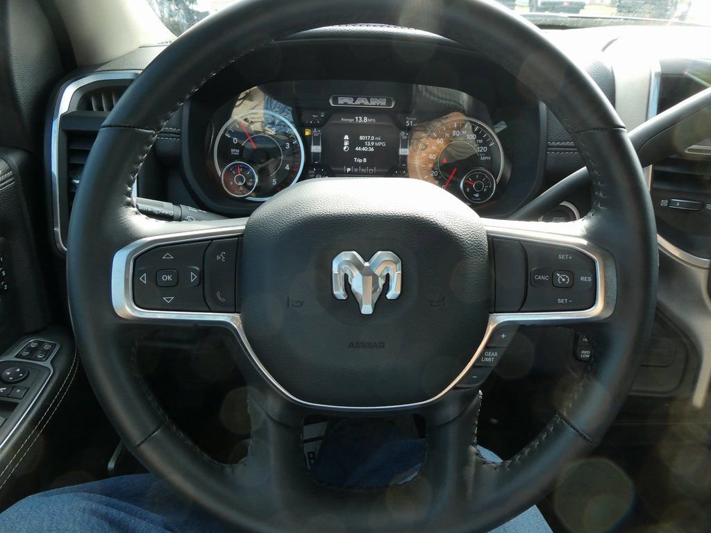 Used 2024 RAM 3500 Laramie w/ Towing Technology Group image 34