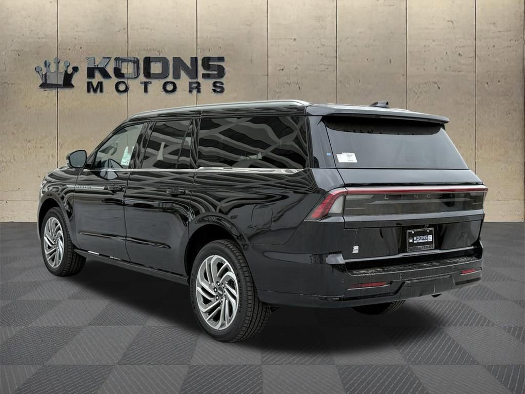 New 2026 Lincoln Navigator L Reserve AWD/4WD image 3