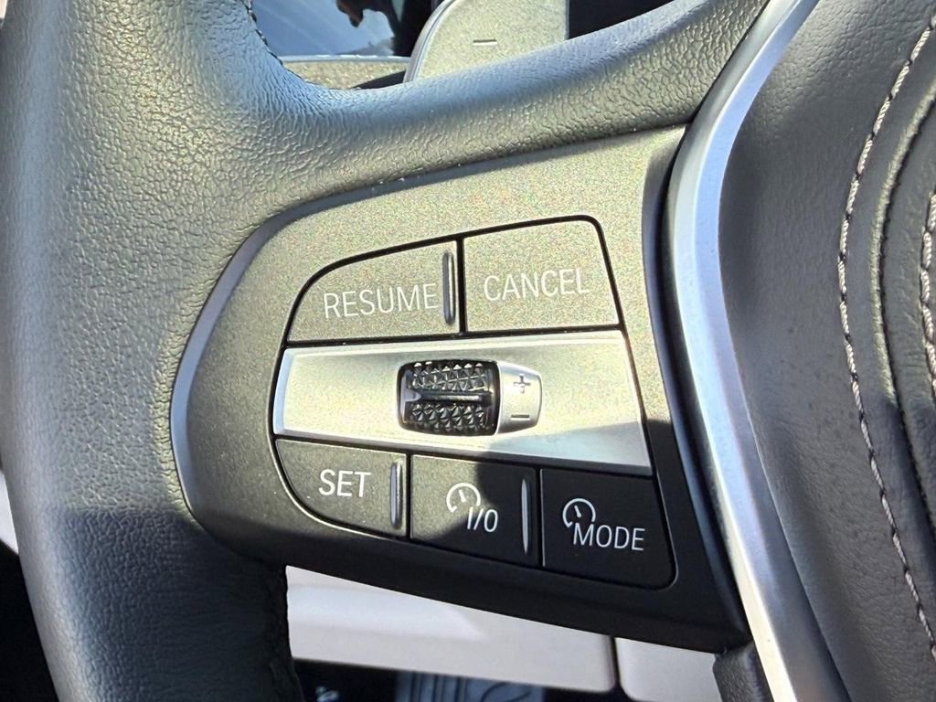 Certified 2025 BMW X5 xDrive50e w/ Executive Package image 17