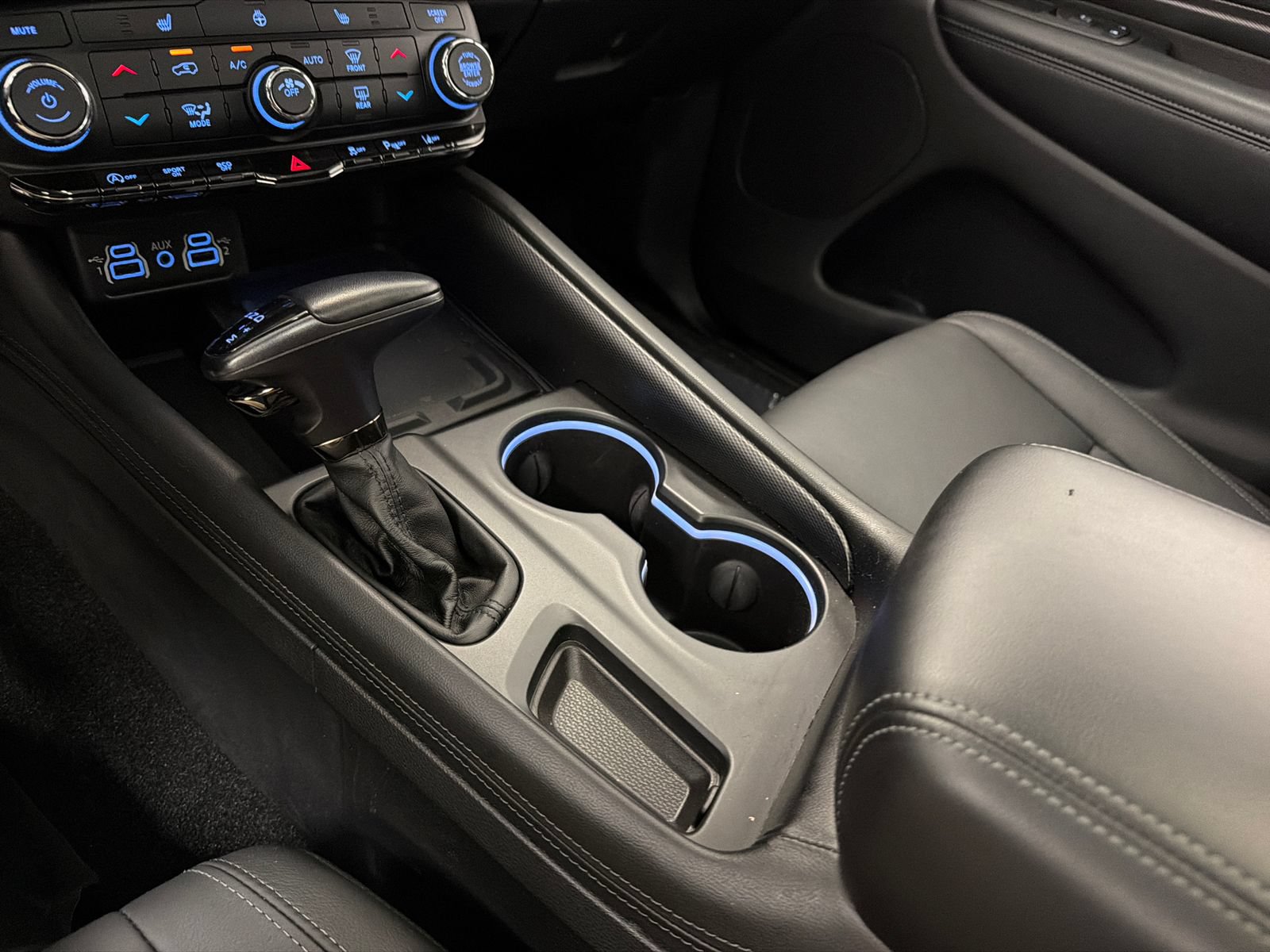 Used 2022 Dodge Durango GT AWD/4WD image 32