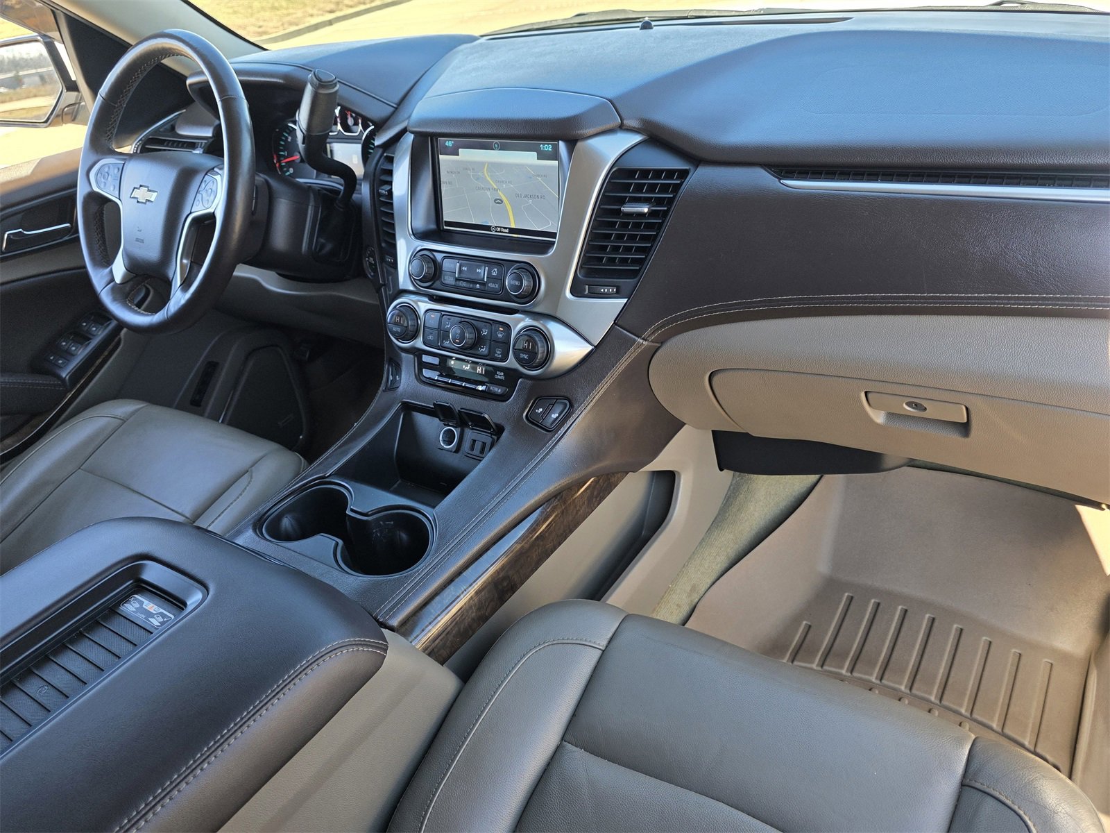 Used 2017 Chevrolet Tahoe LT w/ Luxury Package image 27