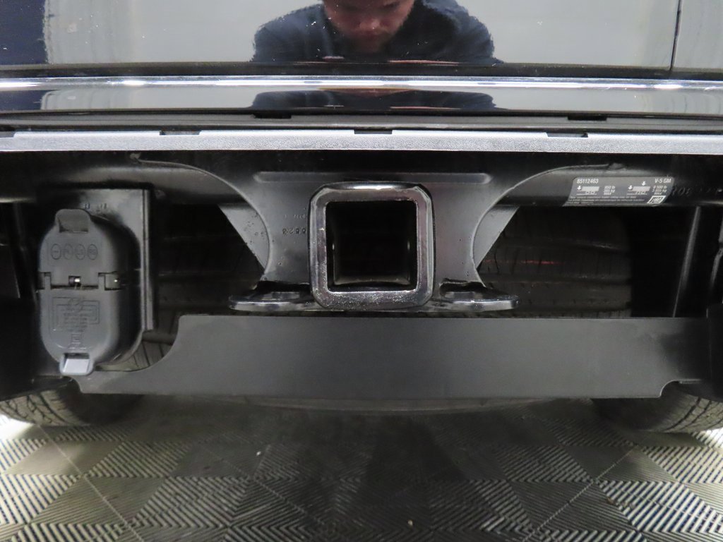 Used 2023 GMC Yukon SLE image 36