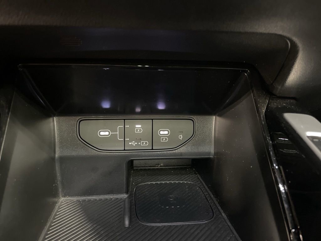 Certified 2024 Kia Sorento SX Prestige w/ Sage Leather Package image 10
