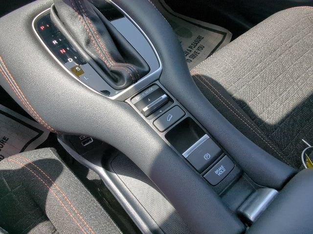 Used 2023 Honda HR-V Sport image 17