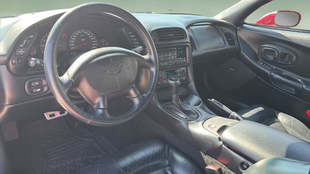 Used 2001 Chevrolet Corvette Convertible w/ Preferred Equipment Group2 image 7