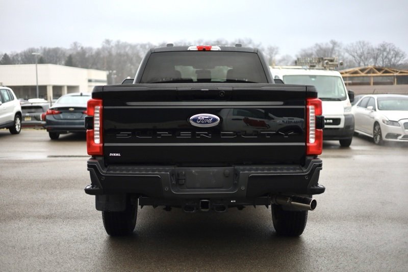 Used 2024 Ford F350 XLT w/ XLT Premium Package image 4