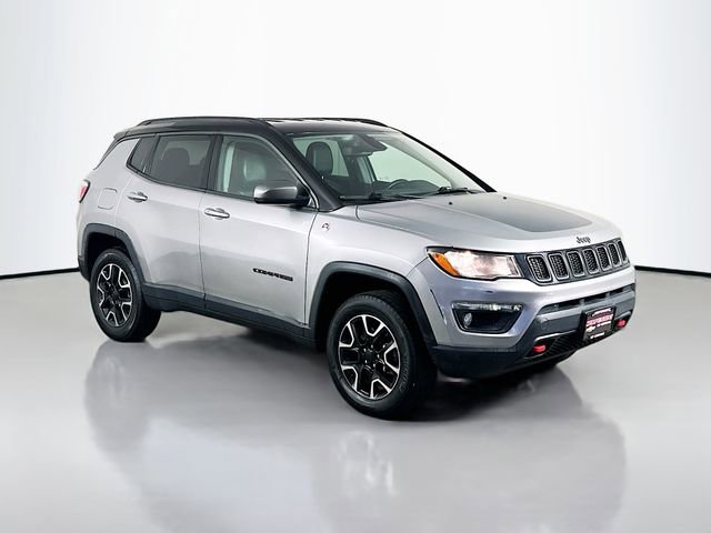 Used 2020 Jeep Compass Trailhawk image 2