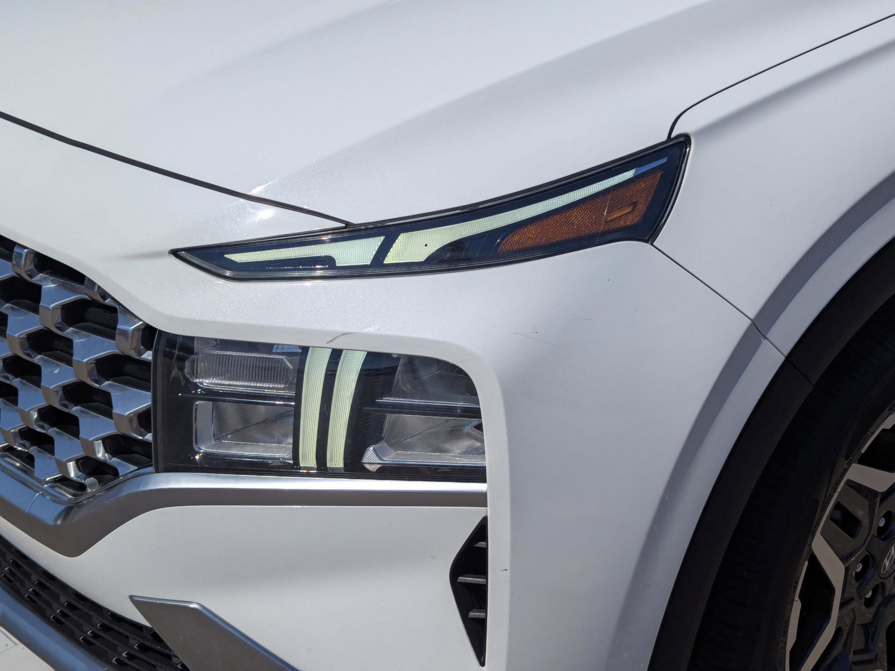 Certified 2023 Hyundai Santa Fe SEL Premium AWD/4WD image 9