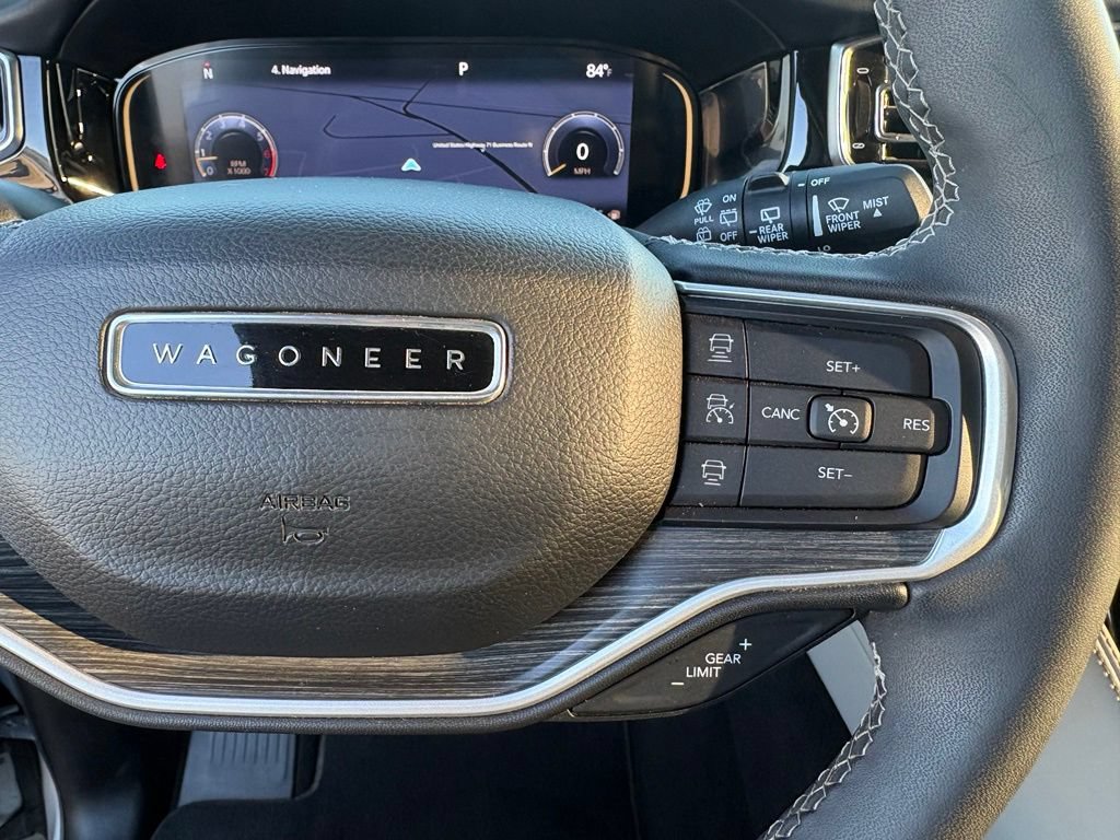 Used 2023 Jeep Wagoneer Series II w/ Flexible Seating Group AWD/4WD image 18