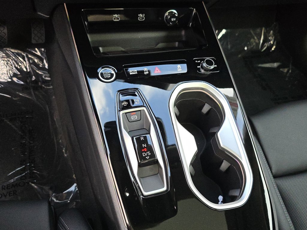New 2026 Audi A6 Premium Plus AWD/4WD image 28