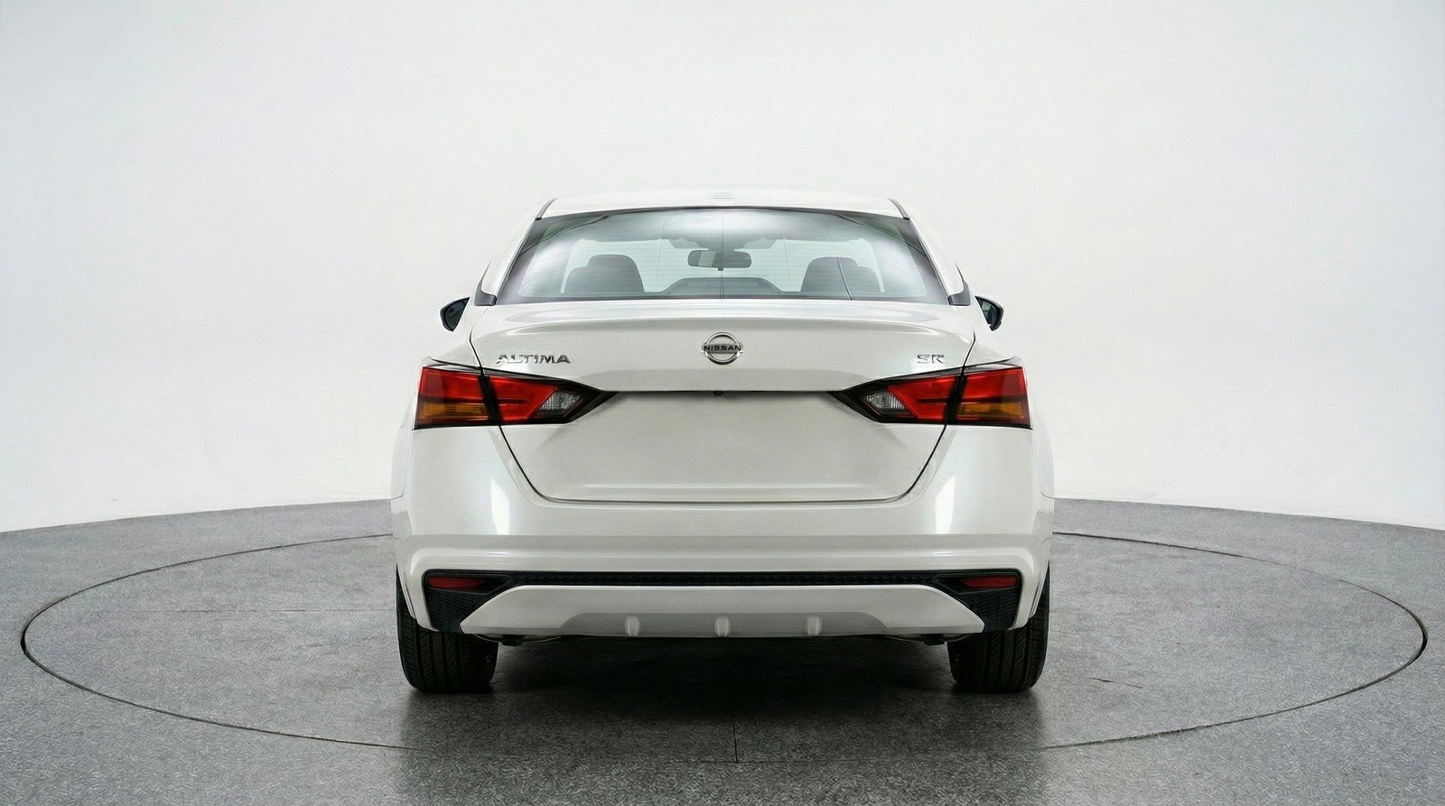 Used 2025 Nissan Altima 2.5 SV FWD image 7