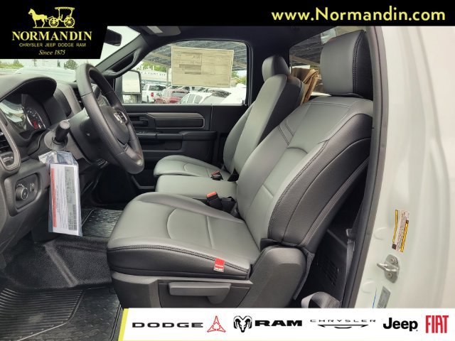 New 2026 RAM 5500 Tradesman w/ Chrome Appearance Group RWD image 8