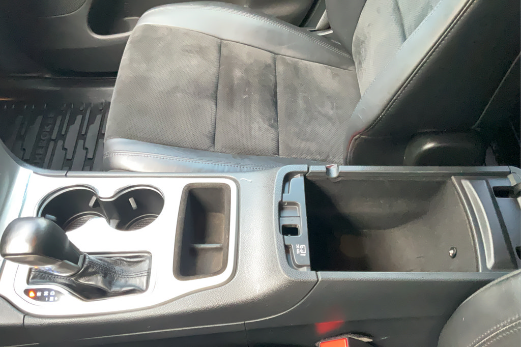 Used 2018 Jeep Grand Cherokee Altitude AWD/4WD image 33