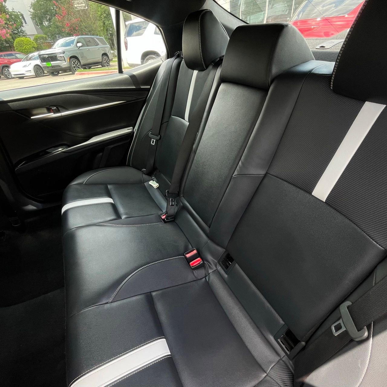 Used 2025 Toyota Camry SE FWD image 24
