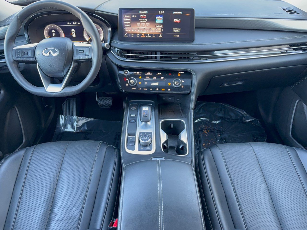 Used 2023 INFINITI QX60 Luxe w/ Cargo Package AWD/4WD image 17