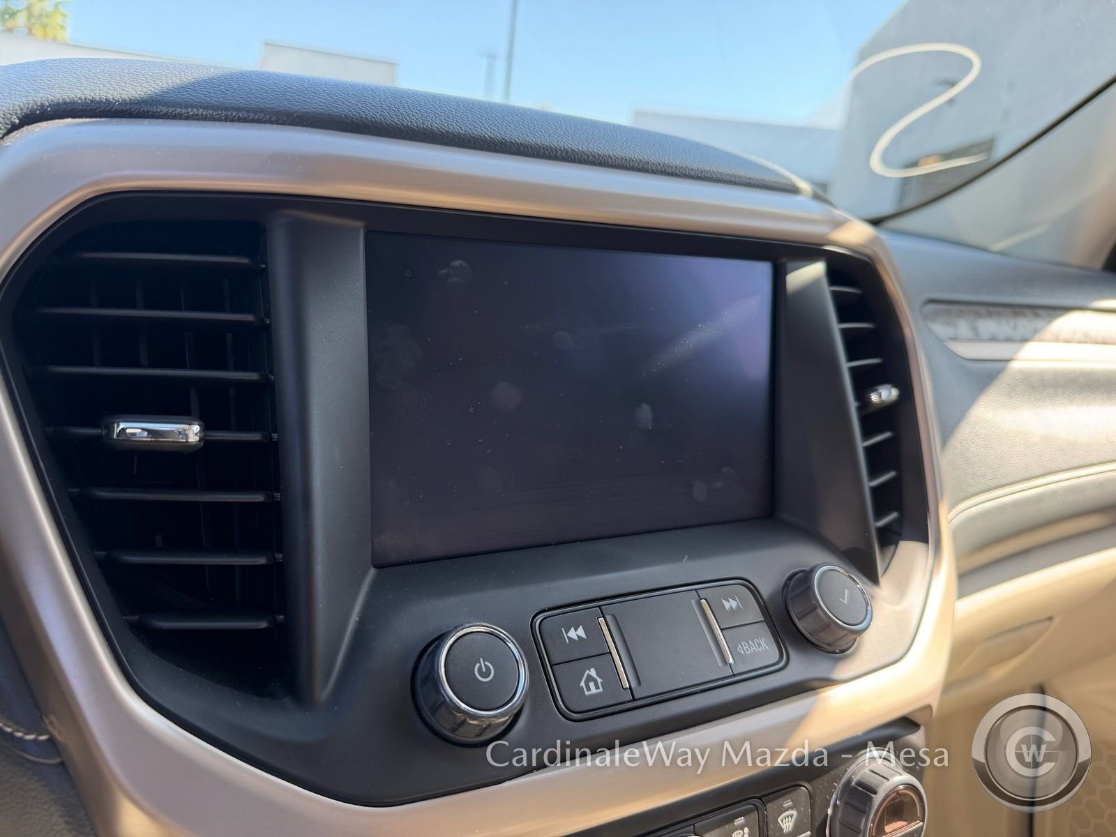 Used 2023 GMC Acadia Denali image 12
