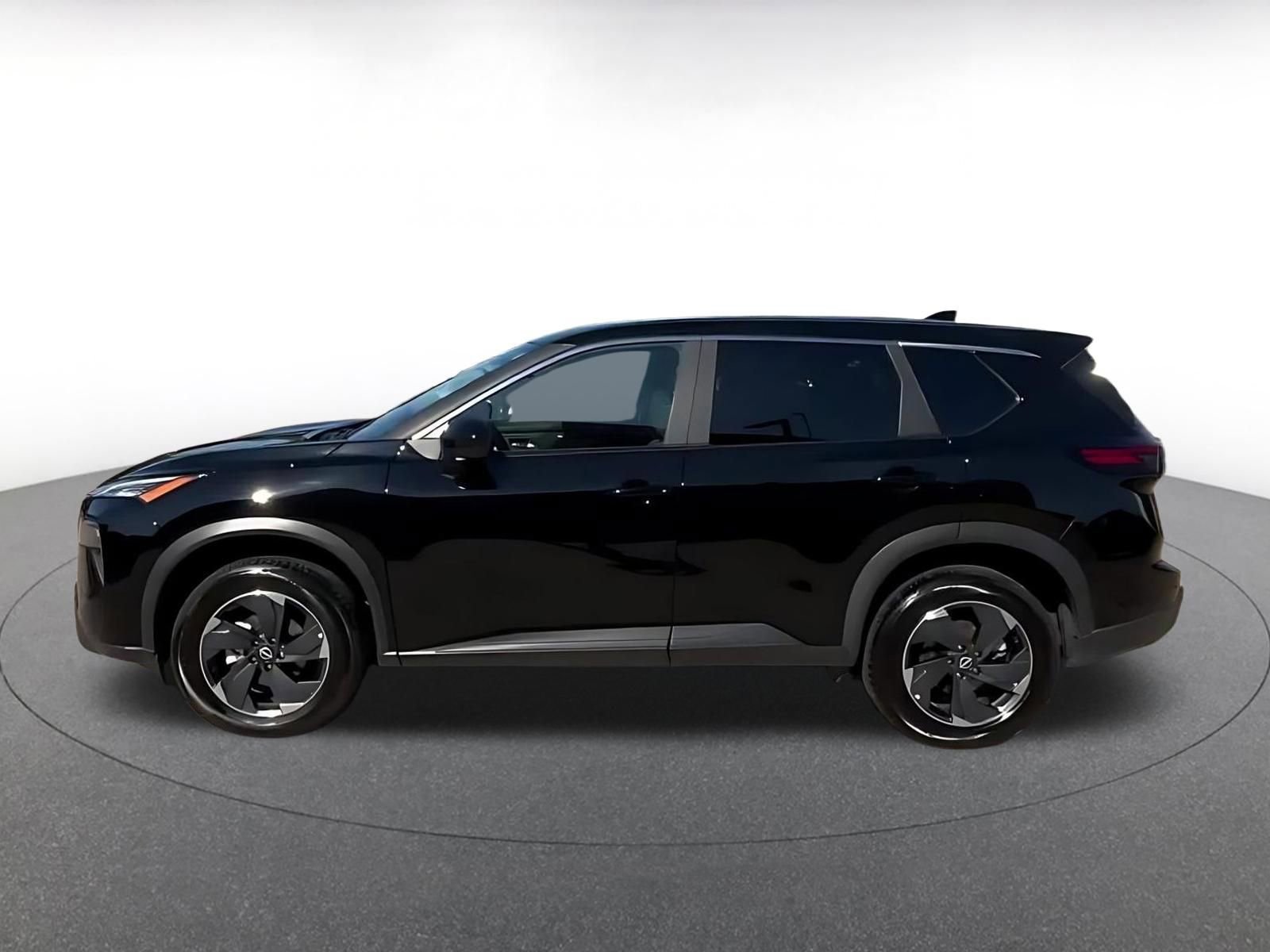 Used 2025 Nissan Rogue SV AWD/4WD image 9