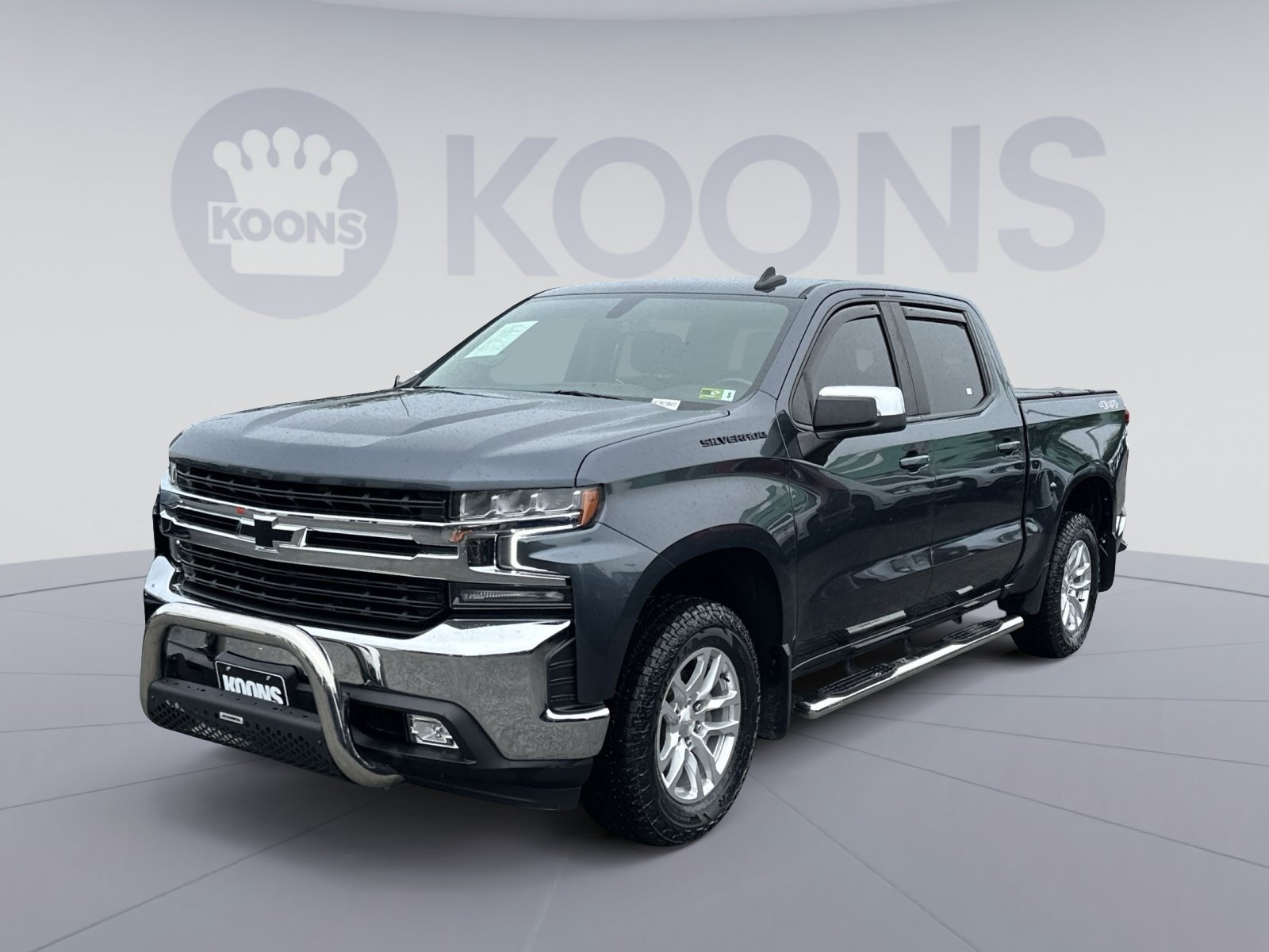 Used 2021 Chevrolet Silverado 1500 LT w/ Convenience Package II AWD/4WD image 1