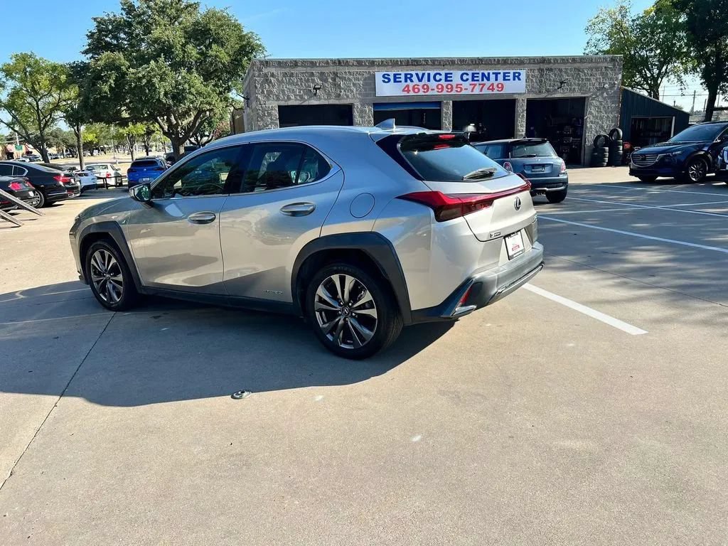 Used 2020 Lexus UX 250h F Sport AWD/4WD image 7