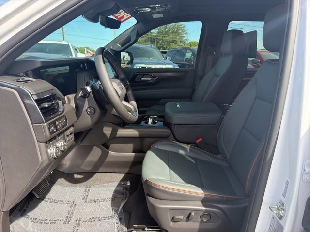 Used 2026 GMC Yukon AT4 w/ AT4 Premium Plus Package AWD/4WD image 14