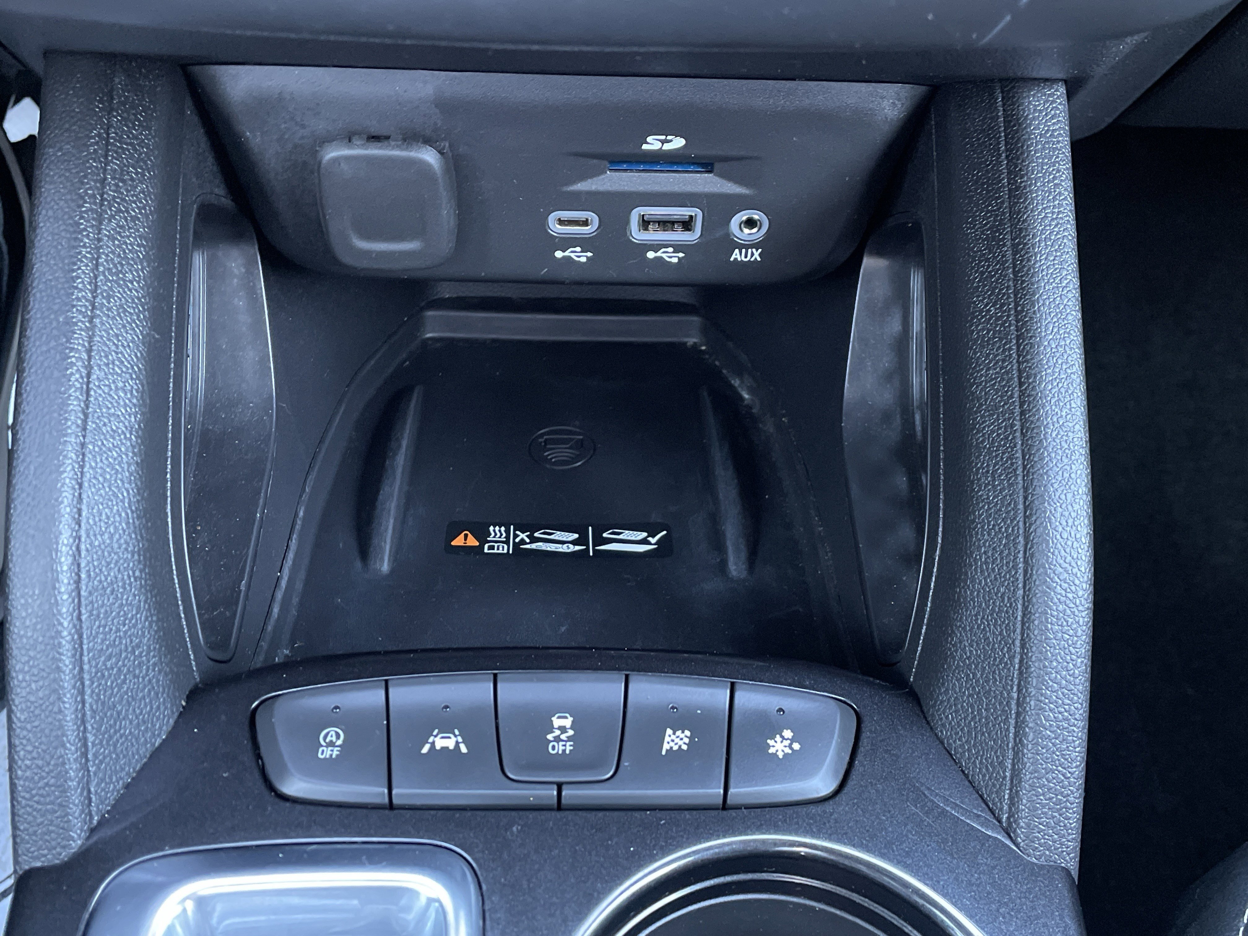 Used 2022 Chevrolet TrailBlazer ACTIV w/ Sun and Liftgate Package image 30