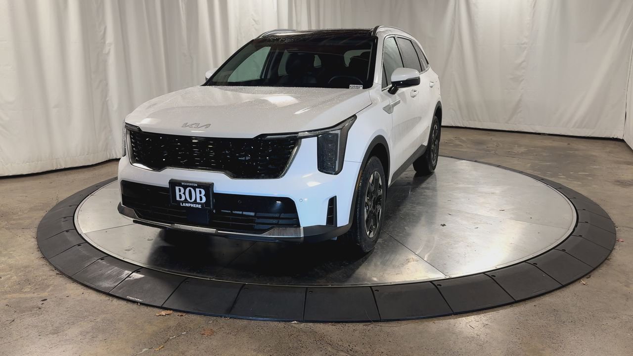 New 2026 Kia Sorento S w/ S Panoramic Sunroof Package image 4