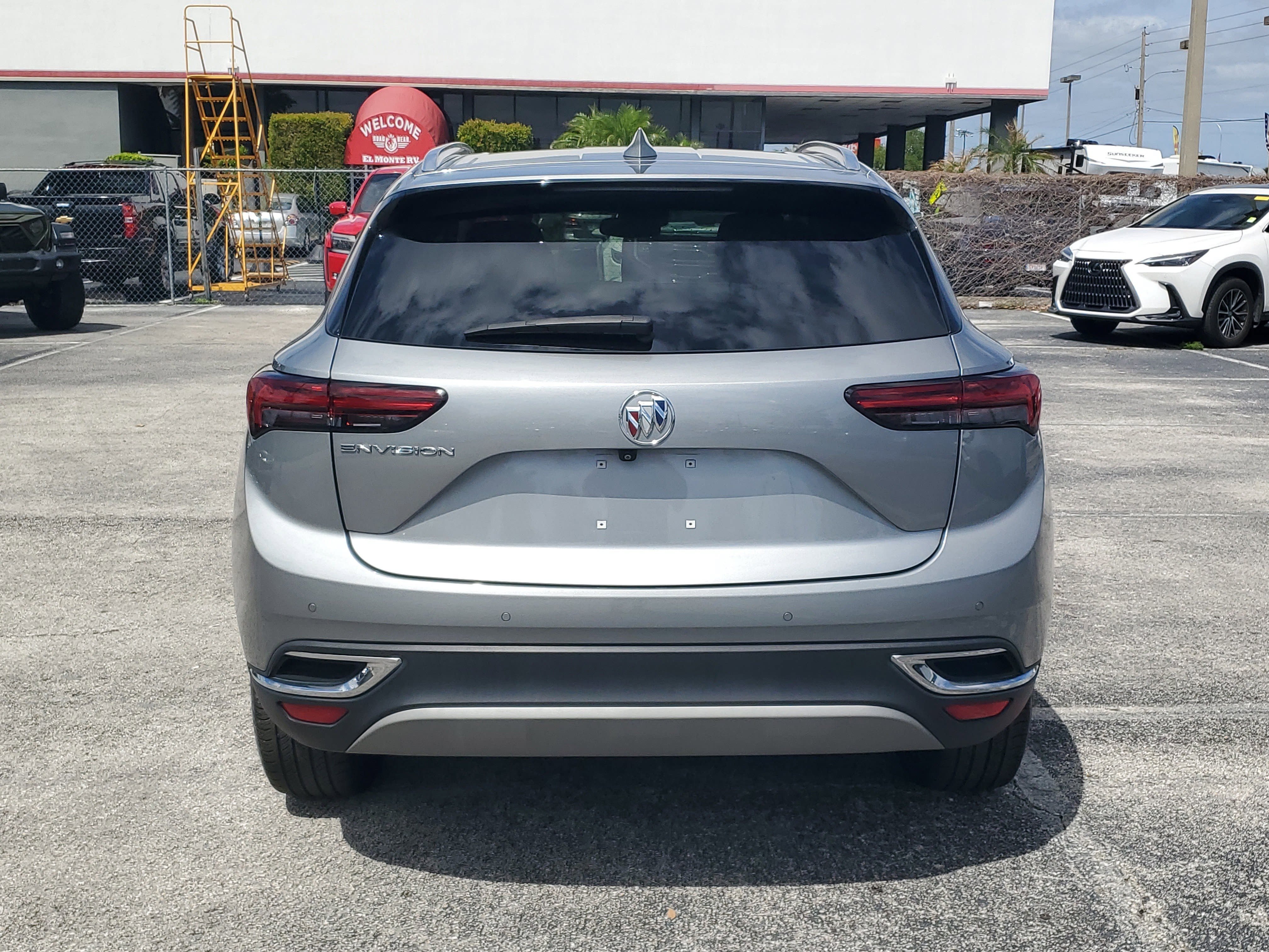Used 2023 Buick Envision Essence FWD image 5
