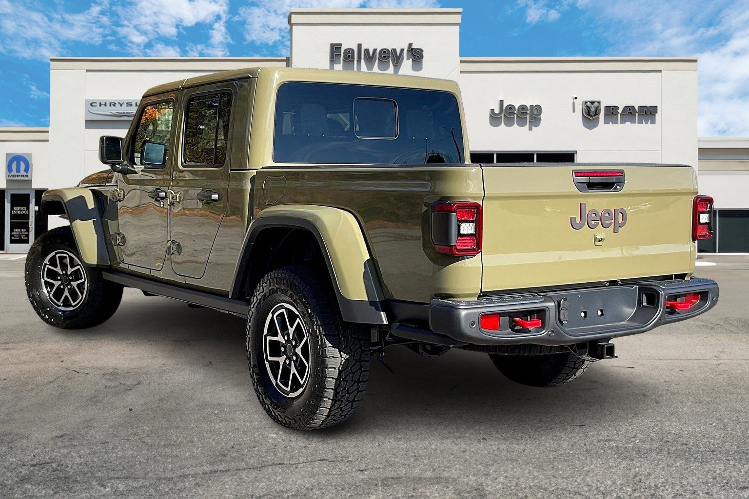 New 2025 Jeep Gladiator Rubicon image 3