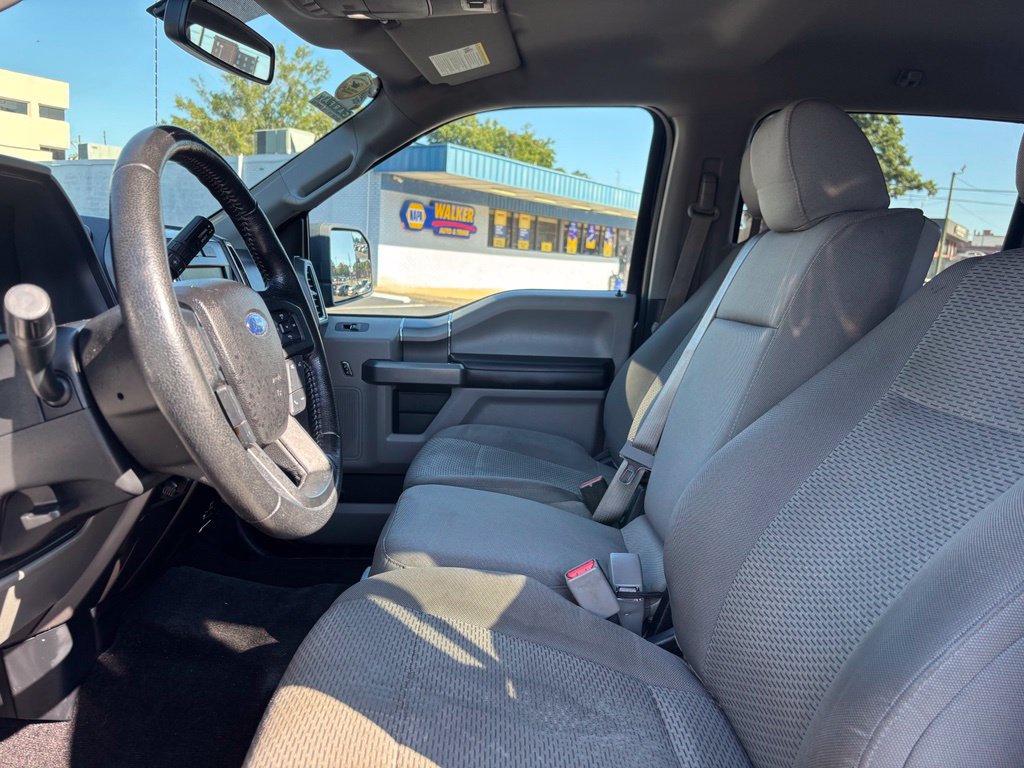 Used 2015 Ford F150 XLT w/ Equipment Group 302A Luxury AWD/4WD image 22