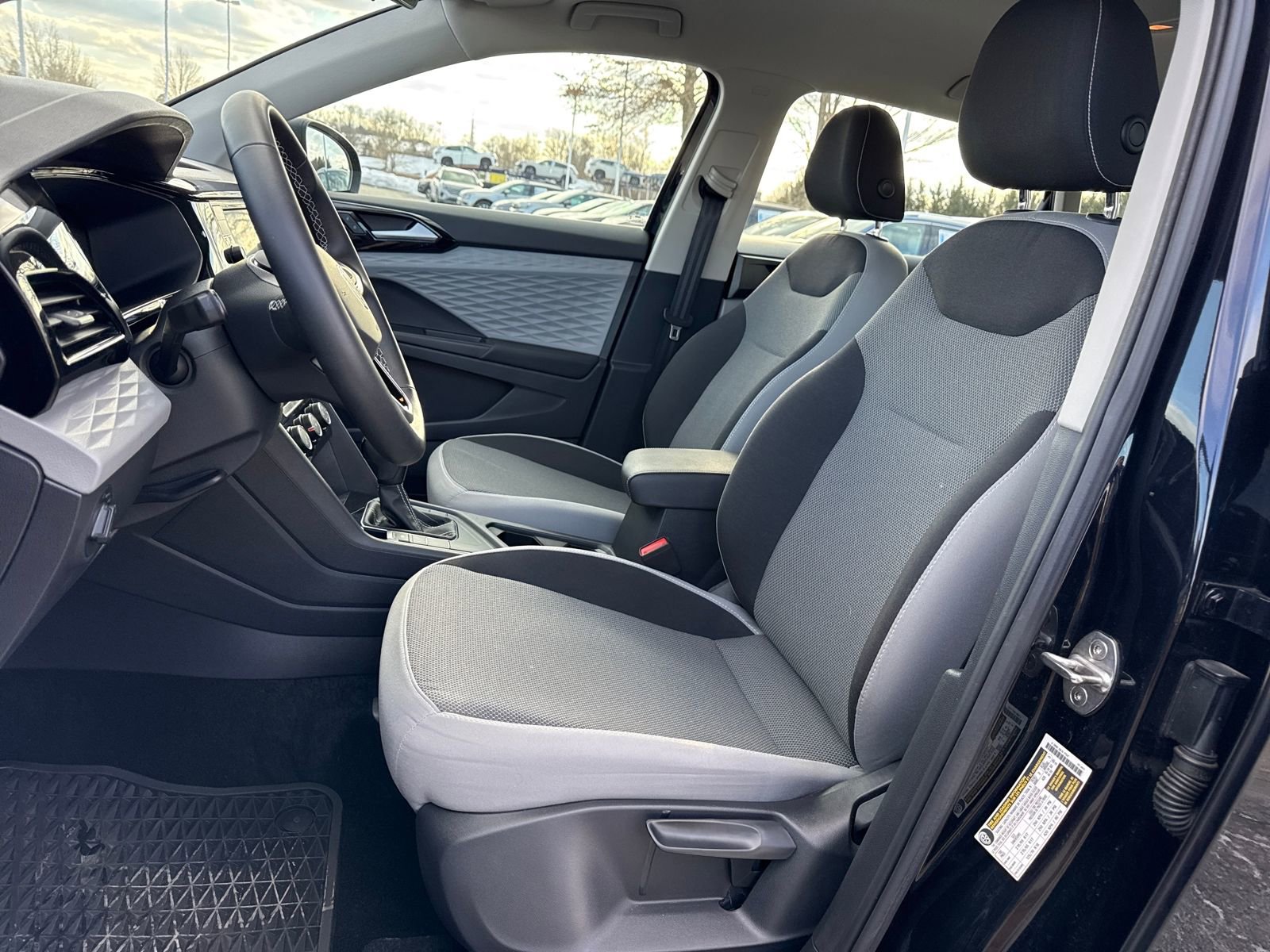 Certified 2023 Volkswagen Taos S image 10