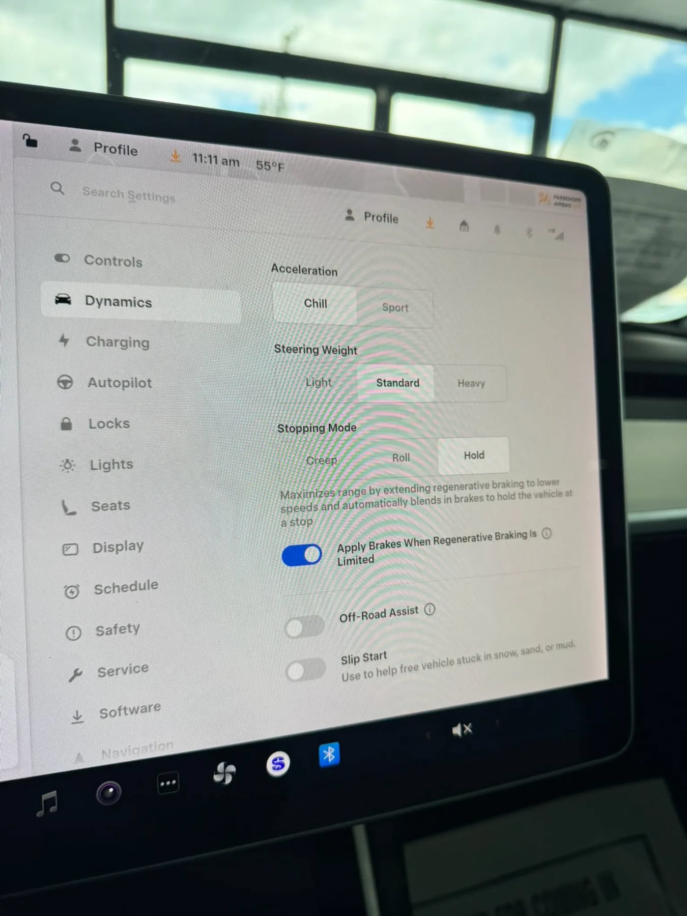 Used 2021 Tesla Model Y Long Range AWD/4WD image 27