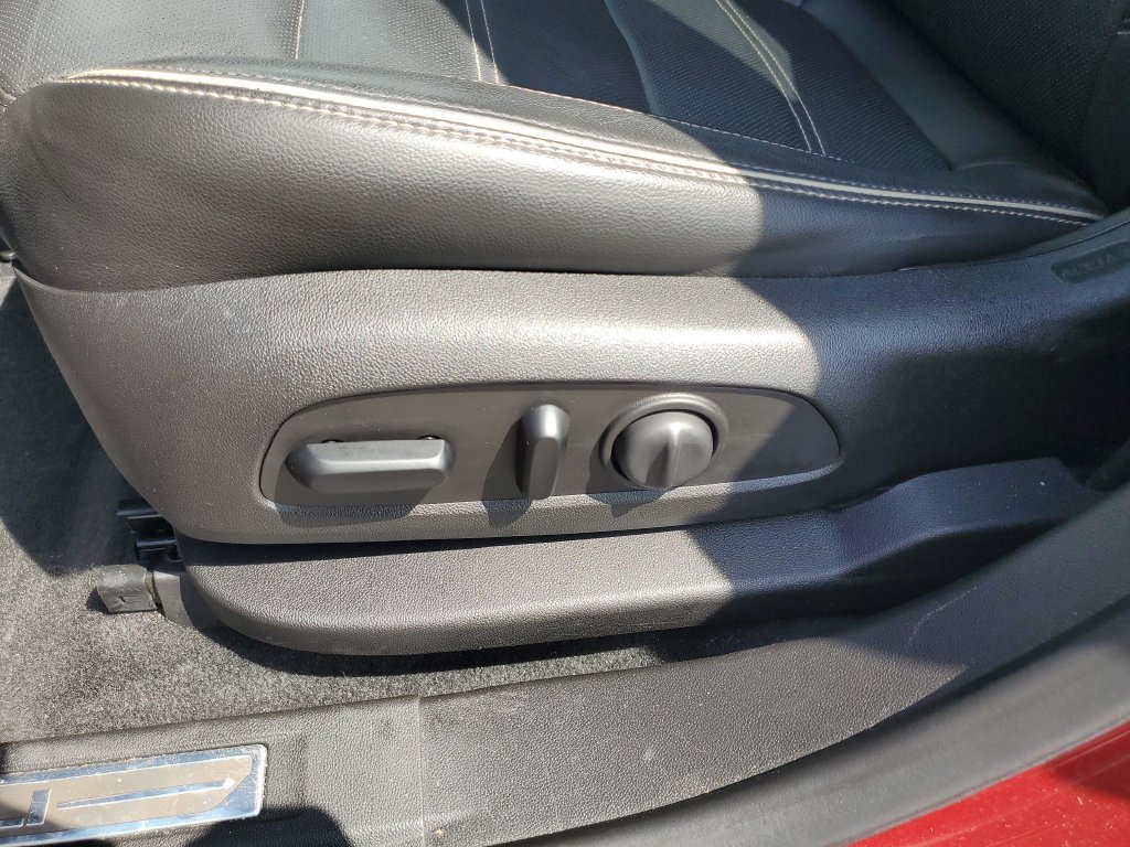 Certified 2019 GMC Acadia Denali w/ Technology Package FWD image 21