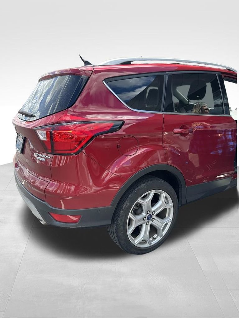 Used 2019 Ford Escape Titanium AWD/4WD image 11