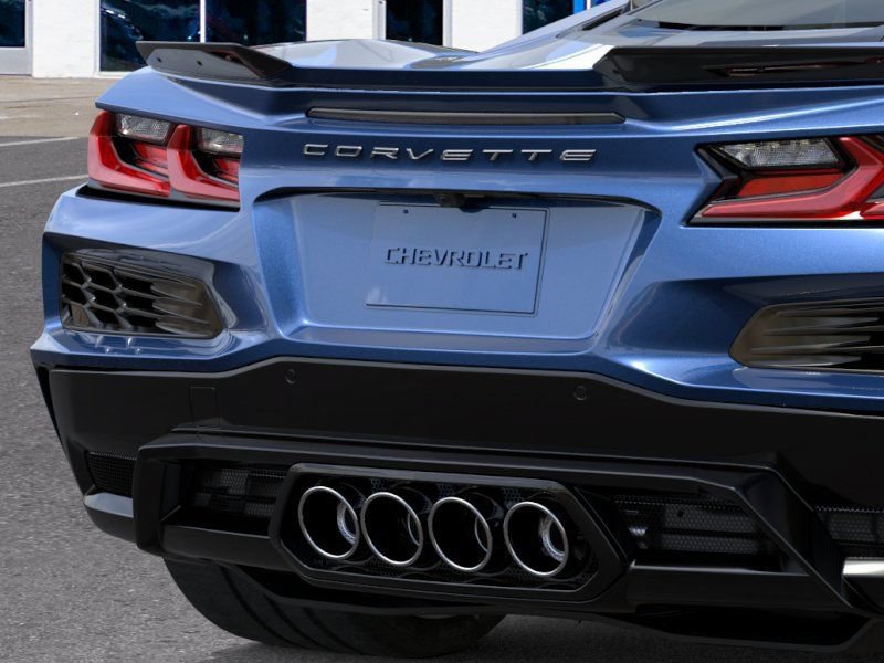 New 2027 Chevrolet Corvette Grand Sport w/ Z52 Sport Performance Package RWD image 18