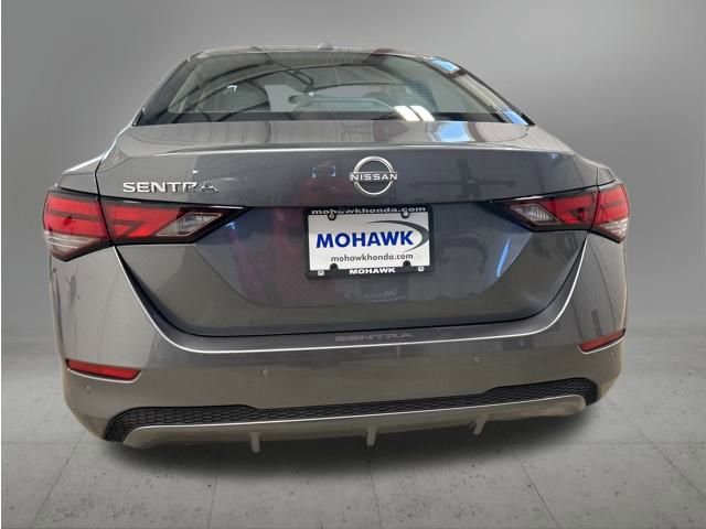 Used 2025 Nissan Sentra SV w/ All-Weather Package image 6