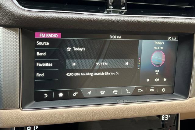 Used 2020 Jaguar XF Prestige image 20