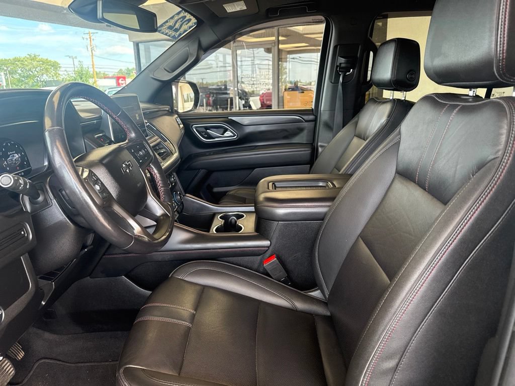 Used 2023 Chevrolet Suburban RST AWD/4WD image 13