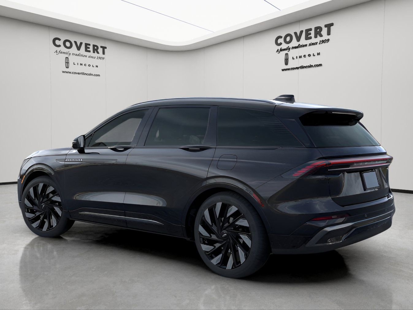 New 2026 Lincoln Nautilus Reserve w/ Jet Appearance Package AWD/4WD image 4