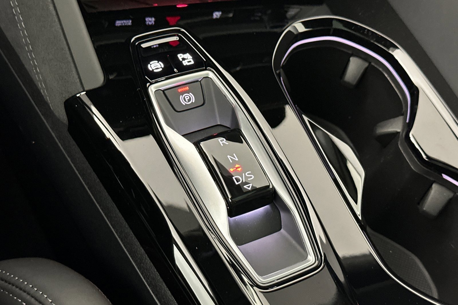 New 2025 Audi SQ5 Premium Plus image 21