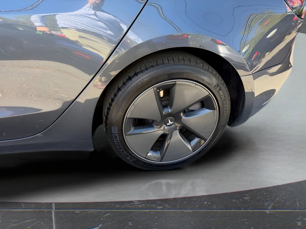 Used 2021 Tesla Model 3 Long Range AWD/4WD image 13