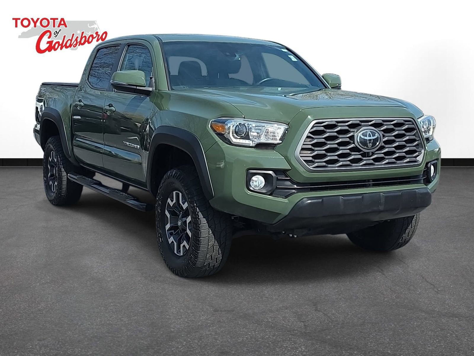 Used 2021 Toyota Tacoma TRD Off-Road image 3
