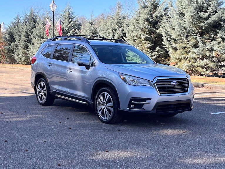 Used 2021 Subaru Ascent Limited w/ Technology Package image 1