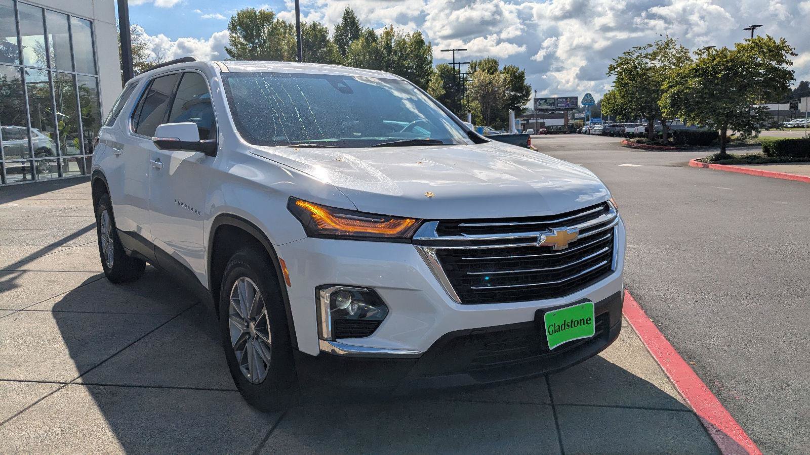 Used 2023 Chevrolet Traverse LT w/ LPO, Floor Liner Package AWD/4WD image 5