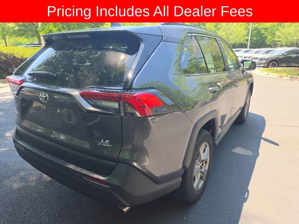 Used 2025 Toyota RAV4 LE AWD/4WD image 10