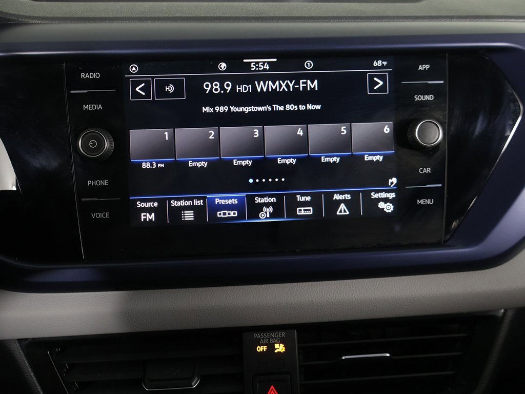 Used 2022 Volkswagen Taos SE image 41