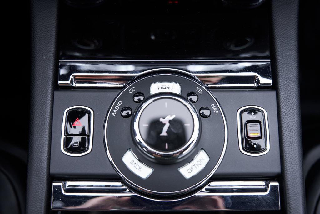 Used 2015 Rolls-Royce Wraith RWD image 66