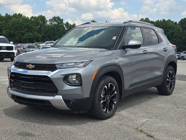 Used 2023 Chevrolet TrailBlazer LT FWD image 1
