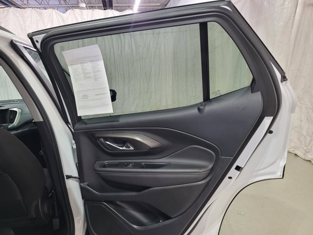 Used 2023 GMC Terrain SLE image 54